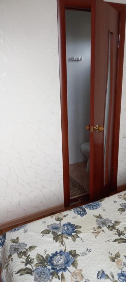 У Людмилы 加格拉 外观 照片