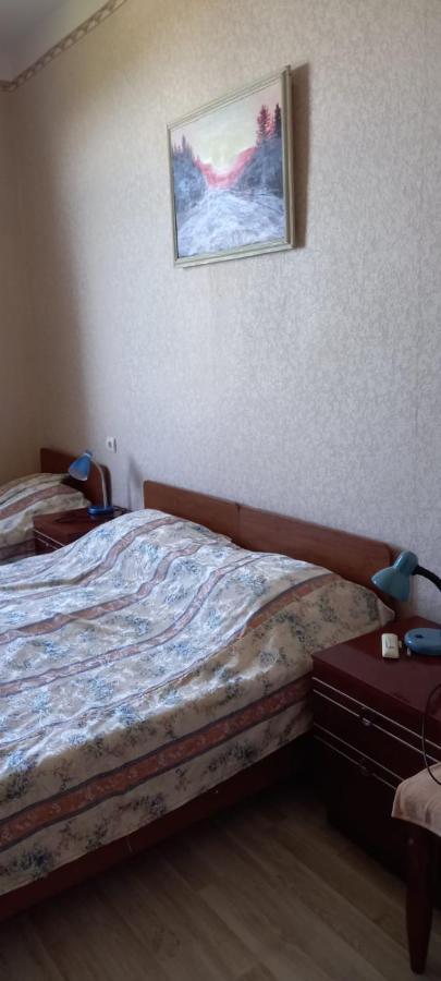 У Людмилы 加格拉 外观 照片